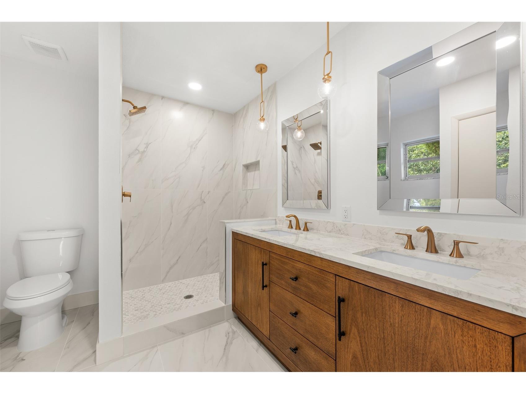 903 Lanewood Drive Seffner FL 33584 TB8494457 image30