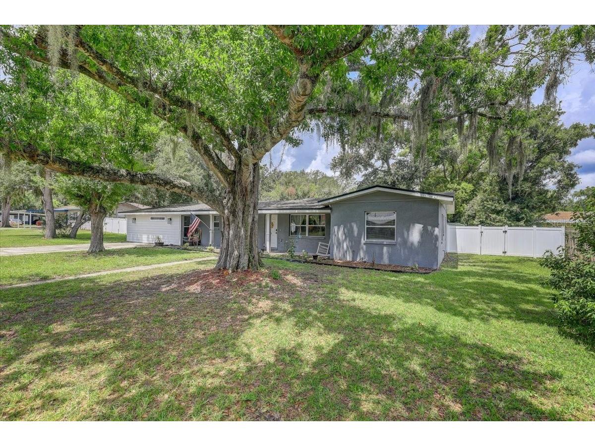 903 N Bracewell Drive Plant City FL 33563 TB8525403 image41