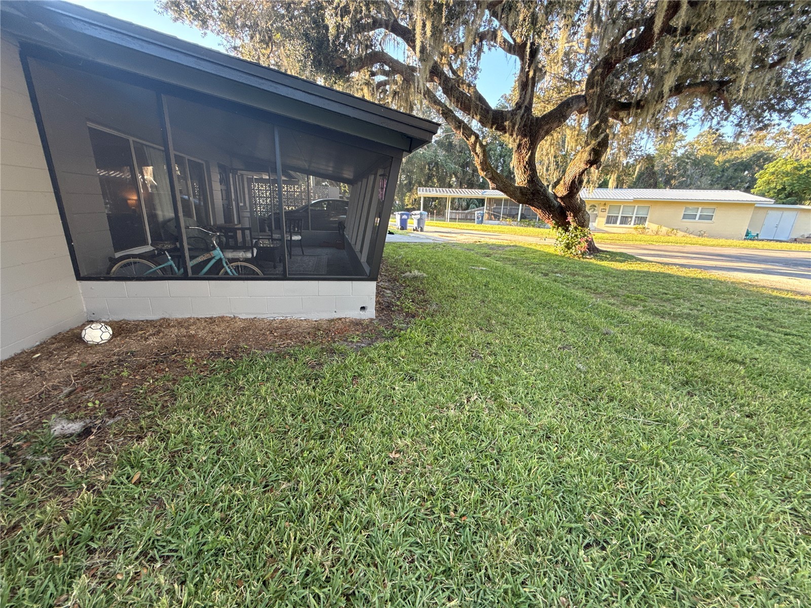 903 N Harbor Terrace Tavares FL 32778 - LAKE DORA -HARRIS CHAIN LAKES O6360677 image4