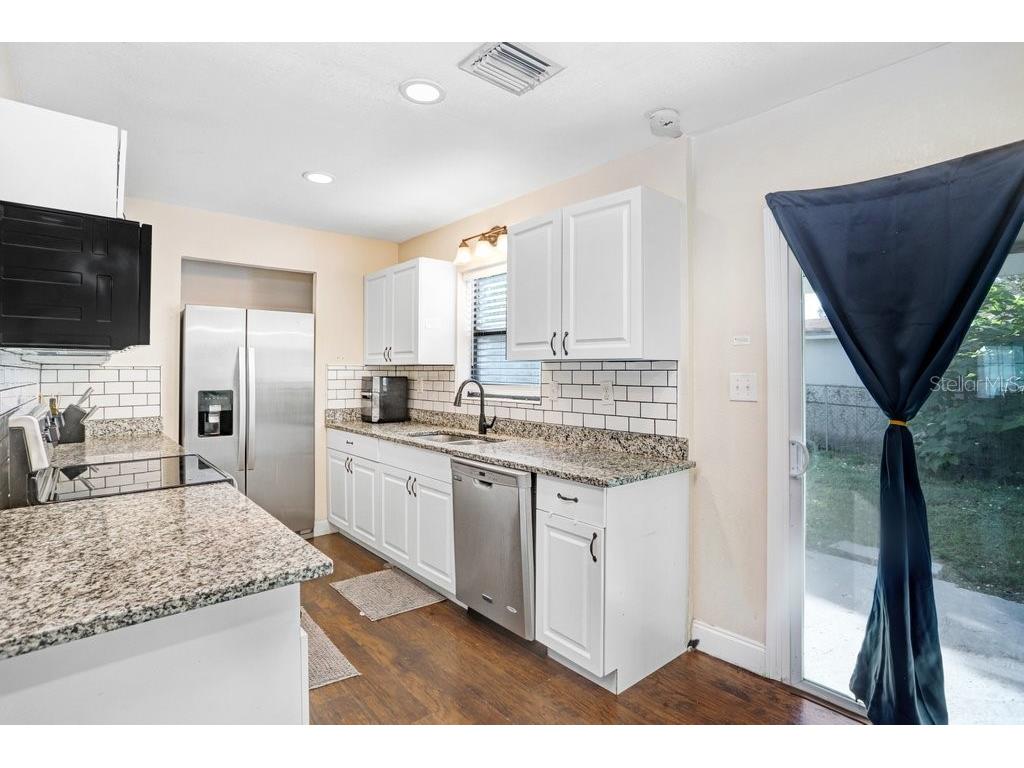 903 N Park Road Plant City FL 33563 L4958038 image5