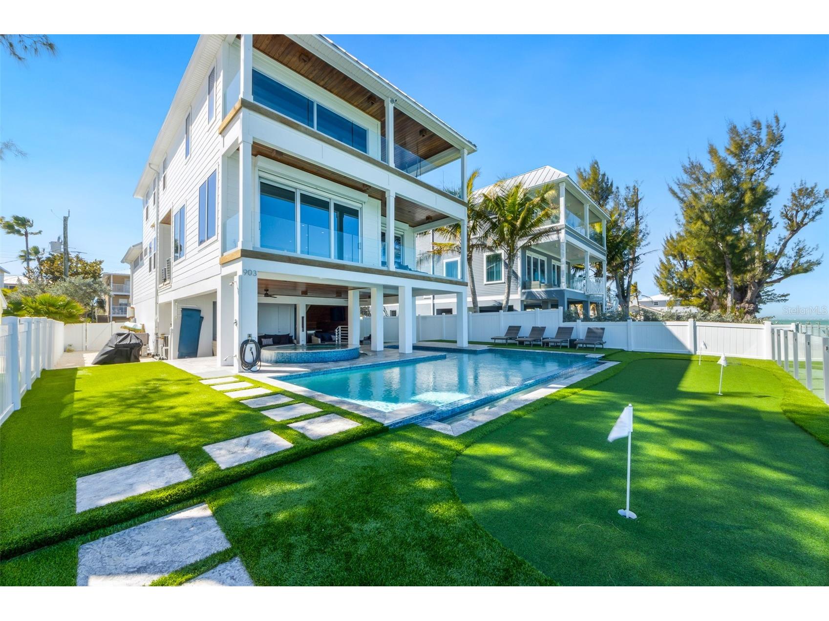 903 N Shore Drive #B Anna Maria FL 34216 A4682764 image3