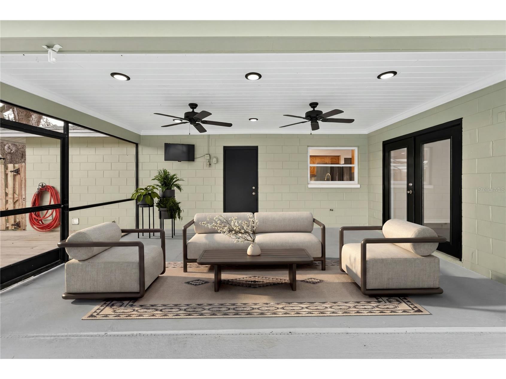 903 Old Darby Street Seffner FL 33584 TB8507353 image41