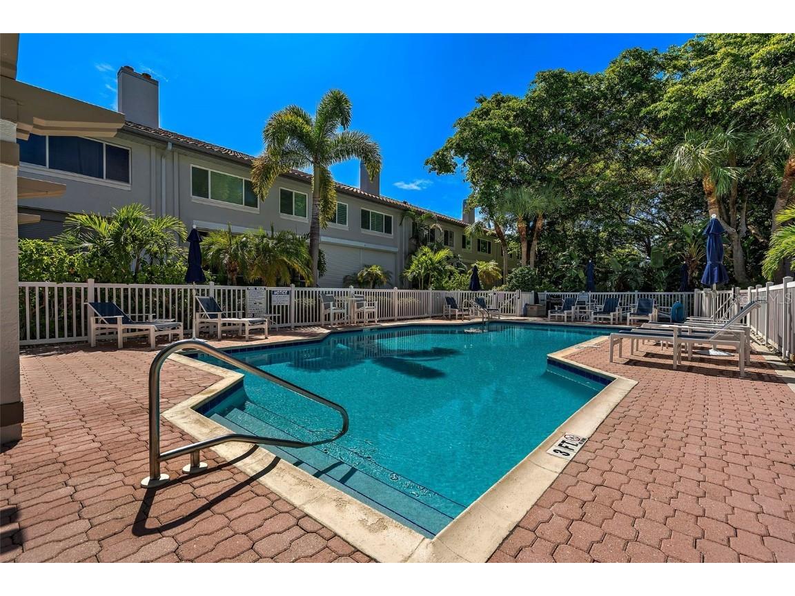 903 Pinellas Bayway S #207 Tierra Verde FL 33715 TB8301460 image1