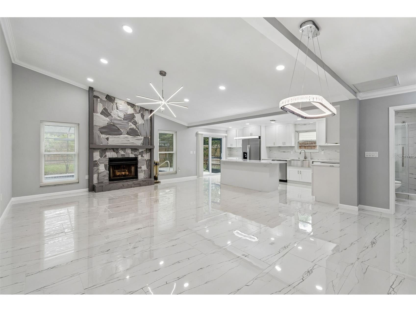 903 Plum Tree Lane Sarasota FL 34243 TB8527263 image10
