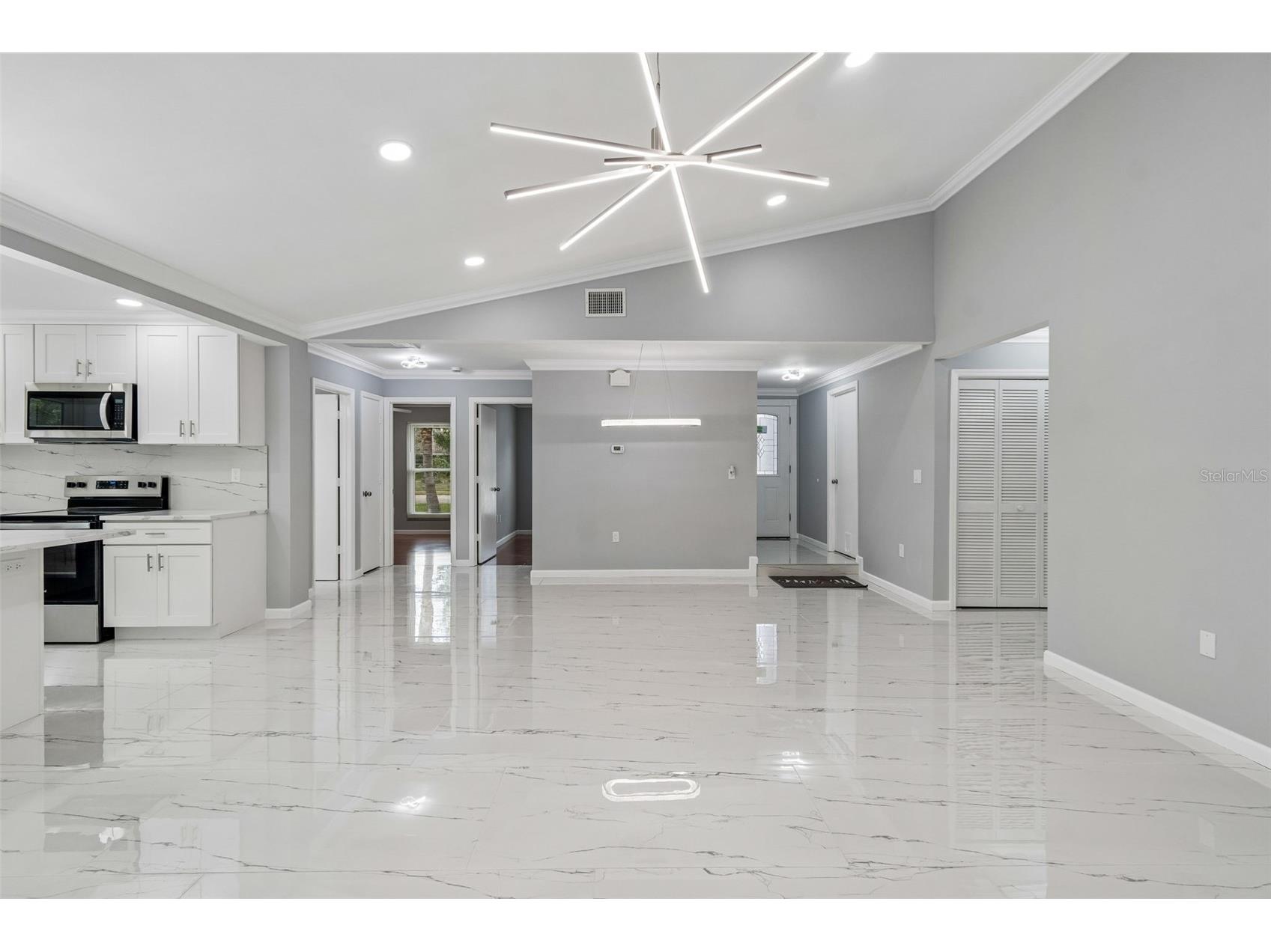 903 Plum Tree Lane Sarasota FL 34243 TB8527263 image13