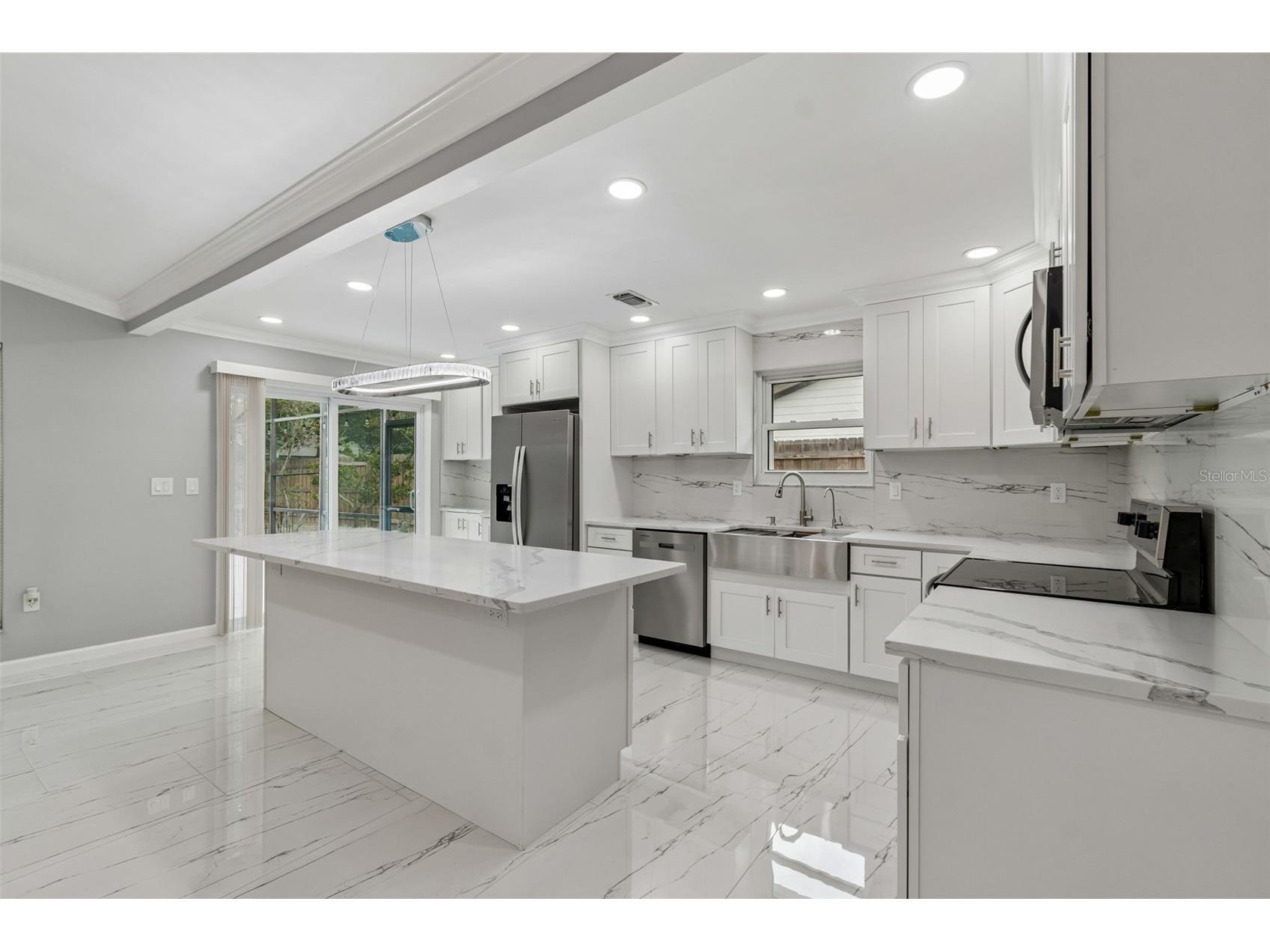 903 Plum Tree Lane Sarasota FL 34243 TB8527263 image19