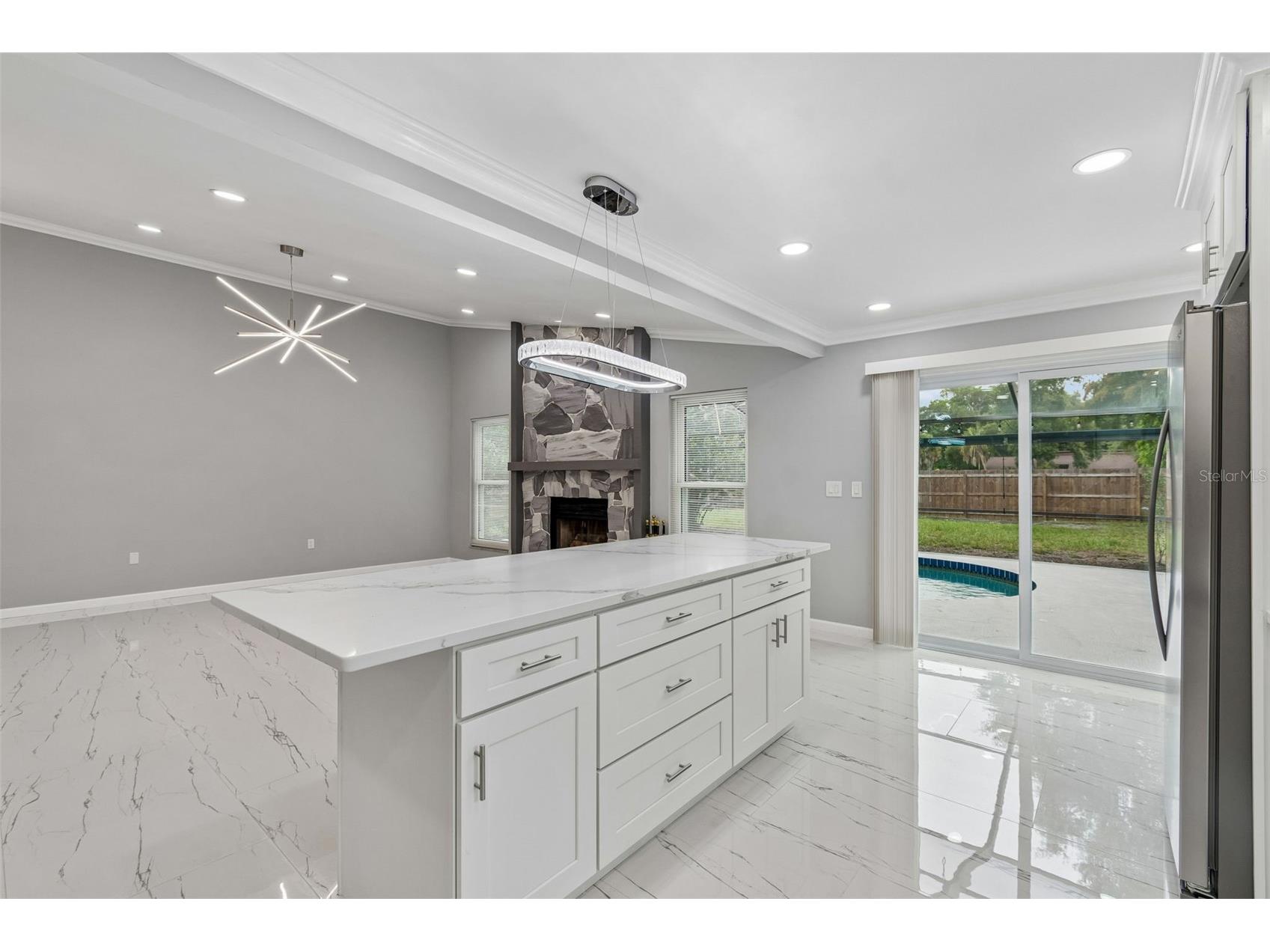 903 Plum Tree Lane Sarasota FL 34243 TB8527263 image21