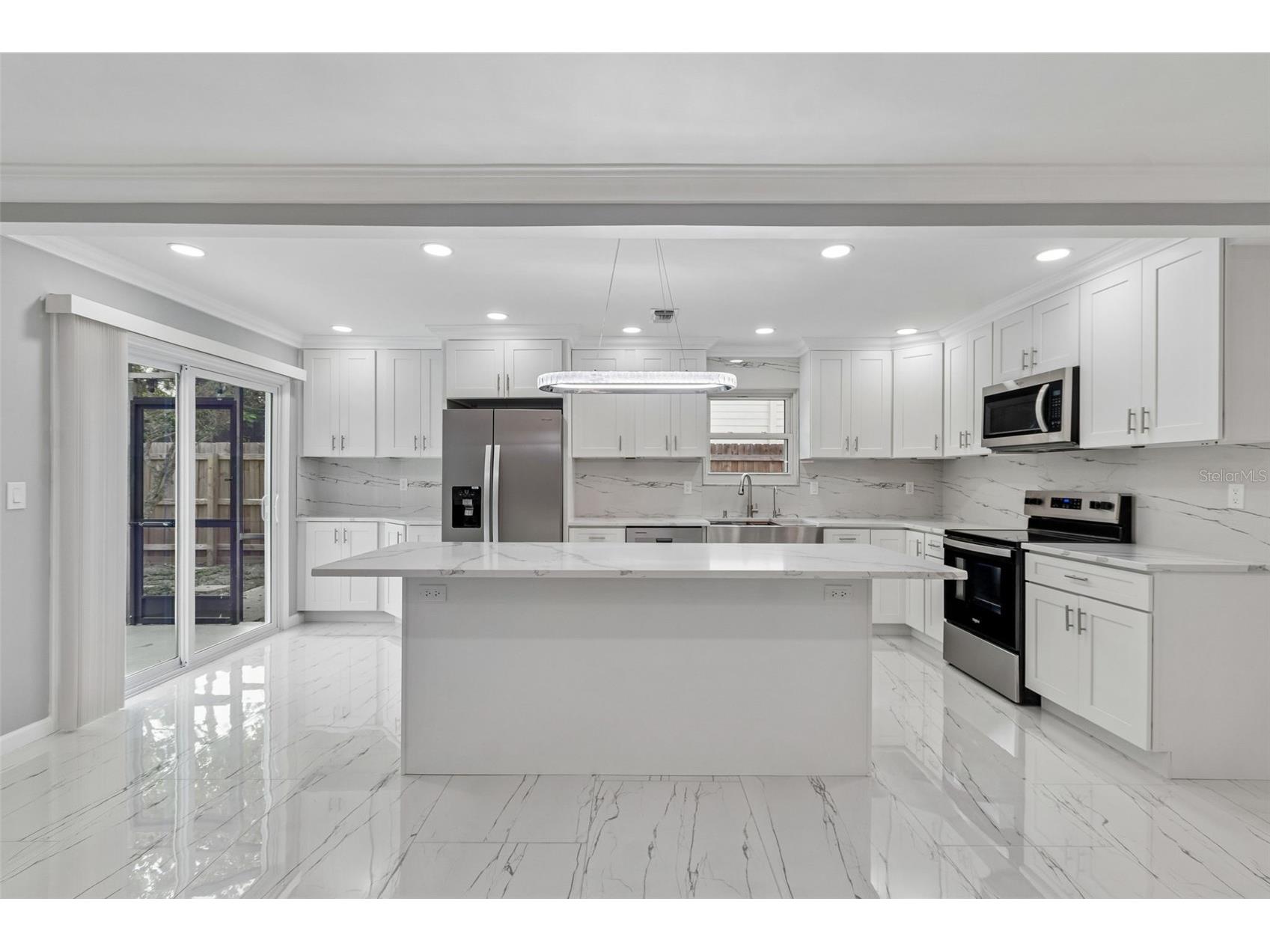 903 Plum Tree Lane Sarasota FL 34243 TB8527263 image26