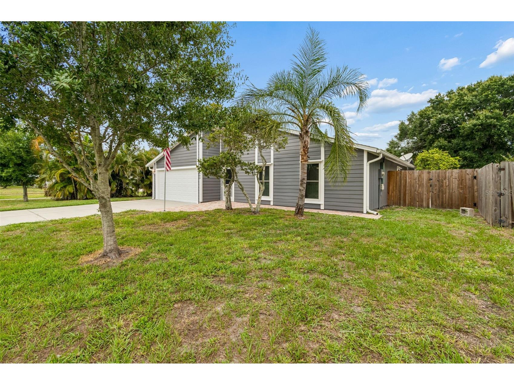 903 Plum Tree Lane Sarasota FL 34243 TB8527263 image3