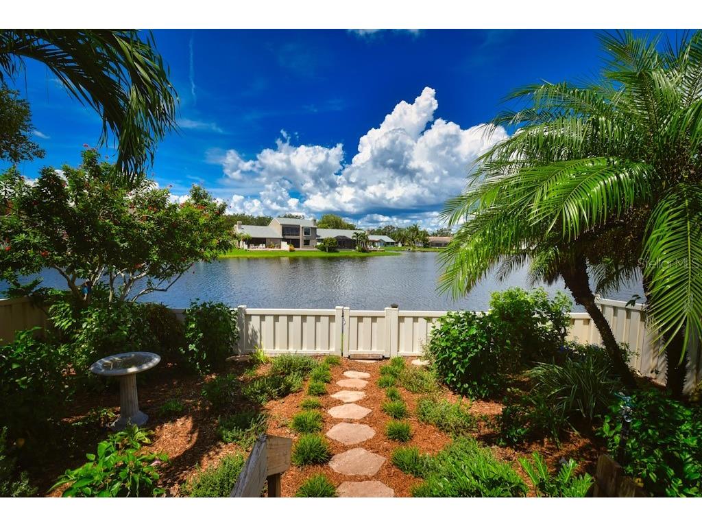 903 San Carlos Avenue NE Saint Petersburg FL 33702 U8255610 image1