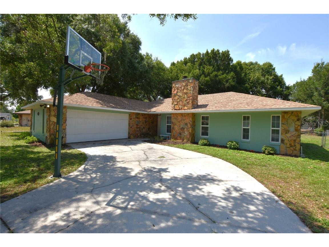 903 Van Drive Auburndale FL 33823 - LAKE VAN L4944963 image1