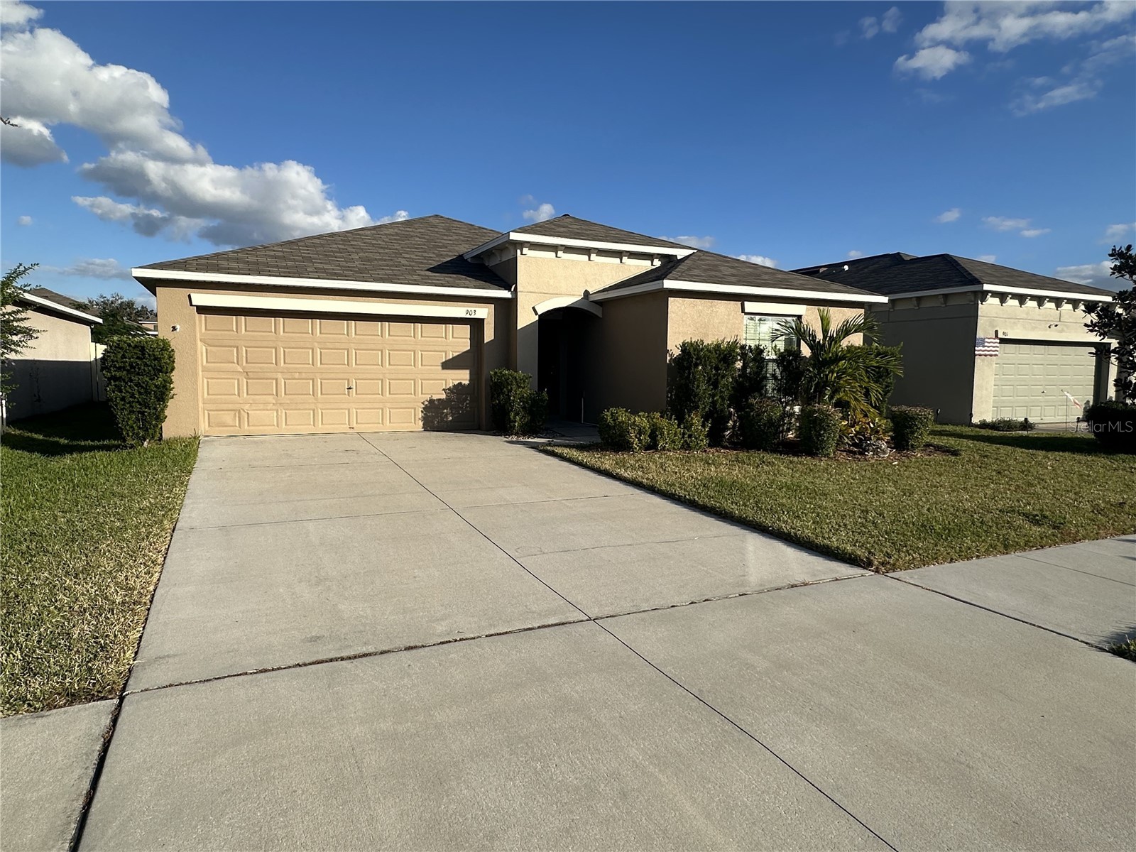 903 Zone Tailed Hawk Place Ruskin FL 33570 TB8483584 image1