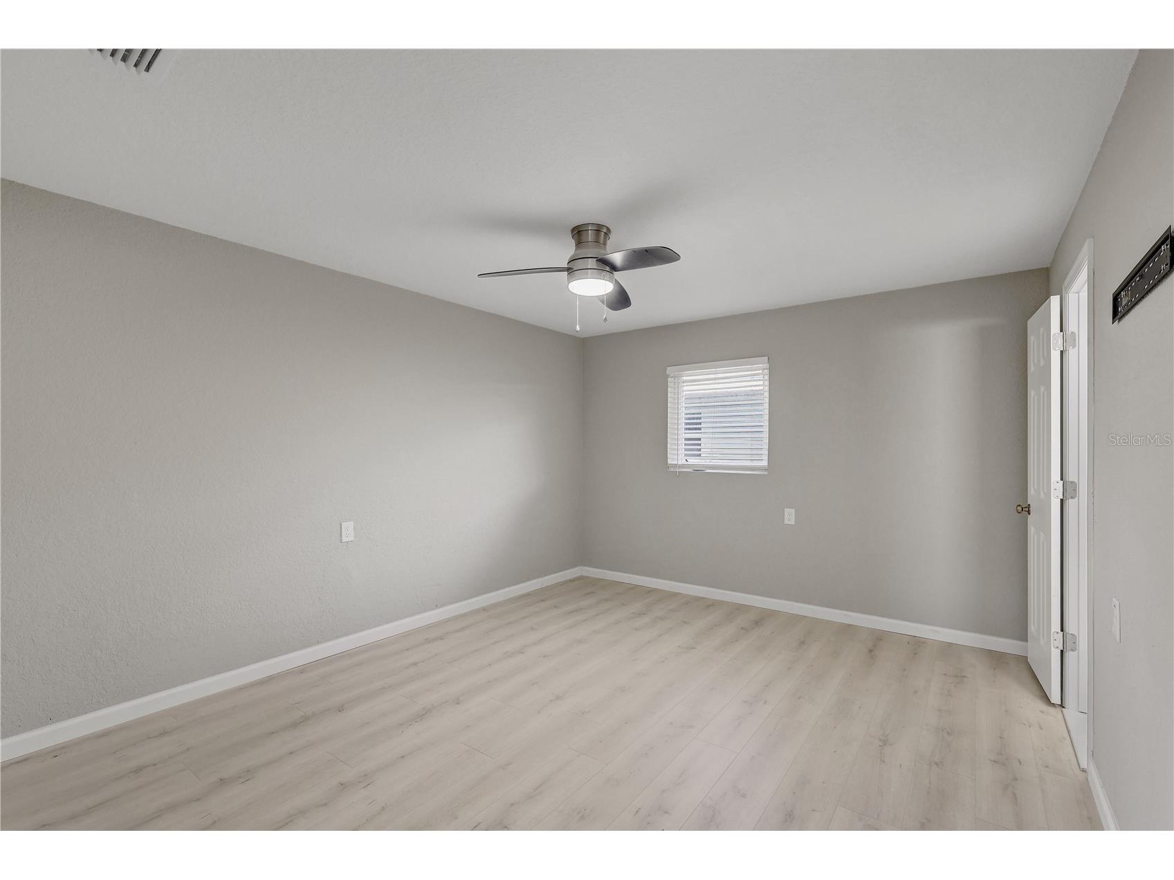 9030 Blind Pass Road #C9 Saint Petersburg FL 33706 TB8524129 image14