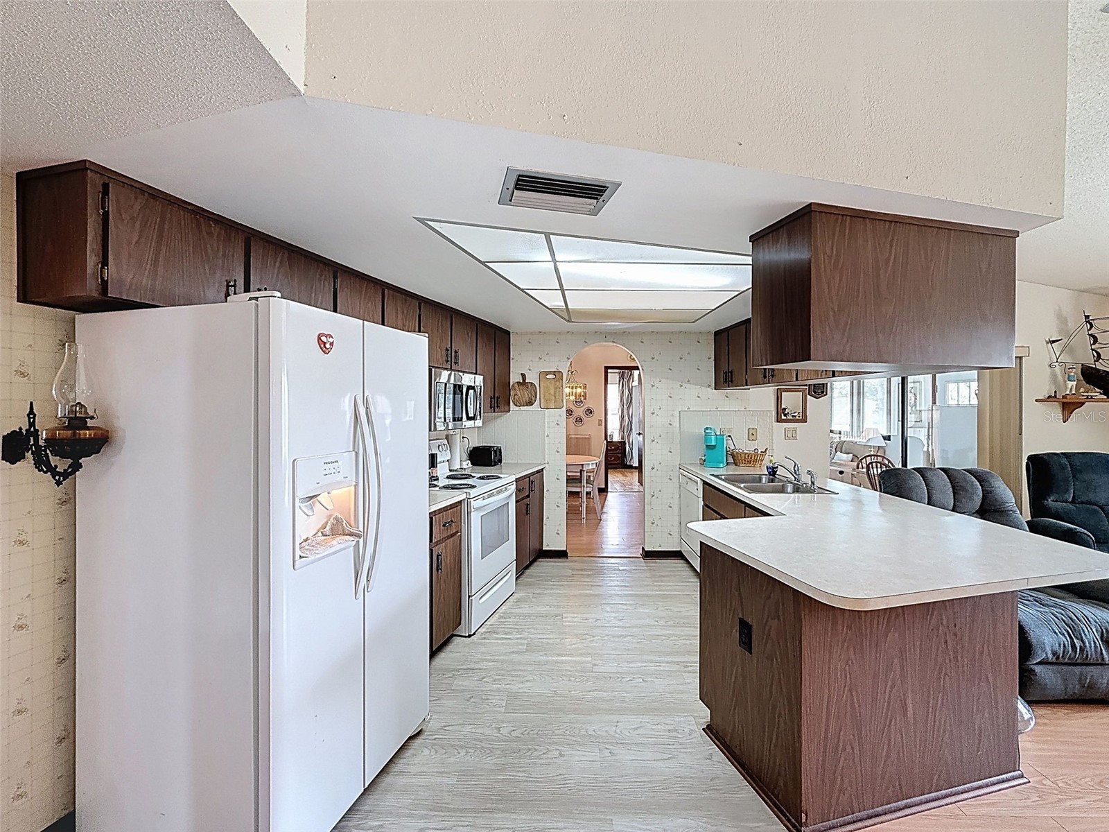 9030 Hernando Way Weeki Wachee FL 34613 W7882450 image22