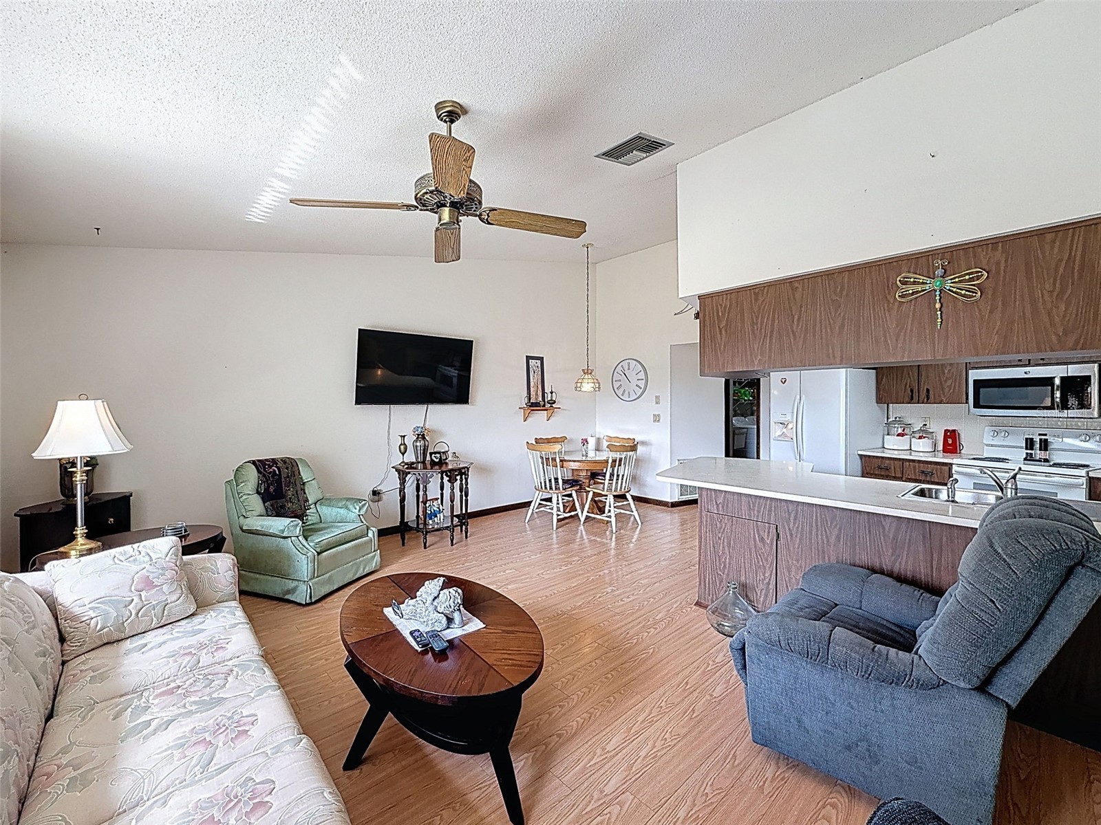 9030 Hernando Way Weeki Wachee FL 34613 W7882450 image28