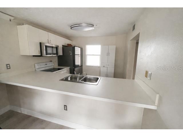 9030 Lake Place Lane Tampa FL 33634 TB8487927 image5