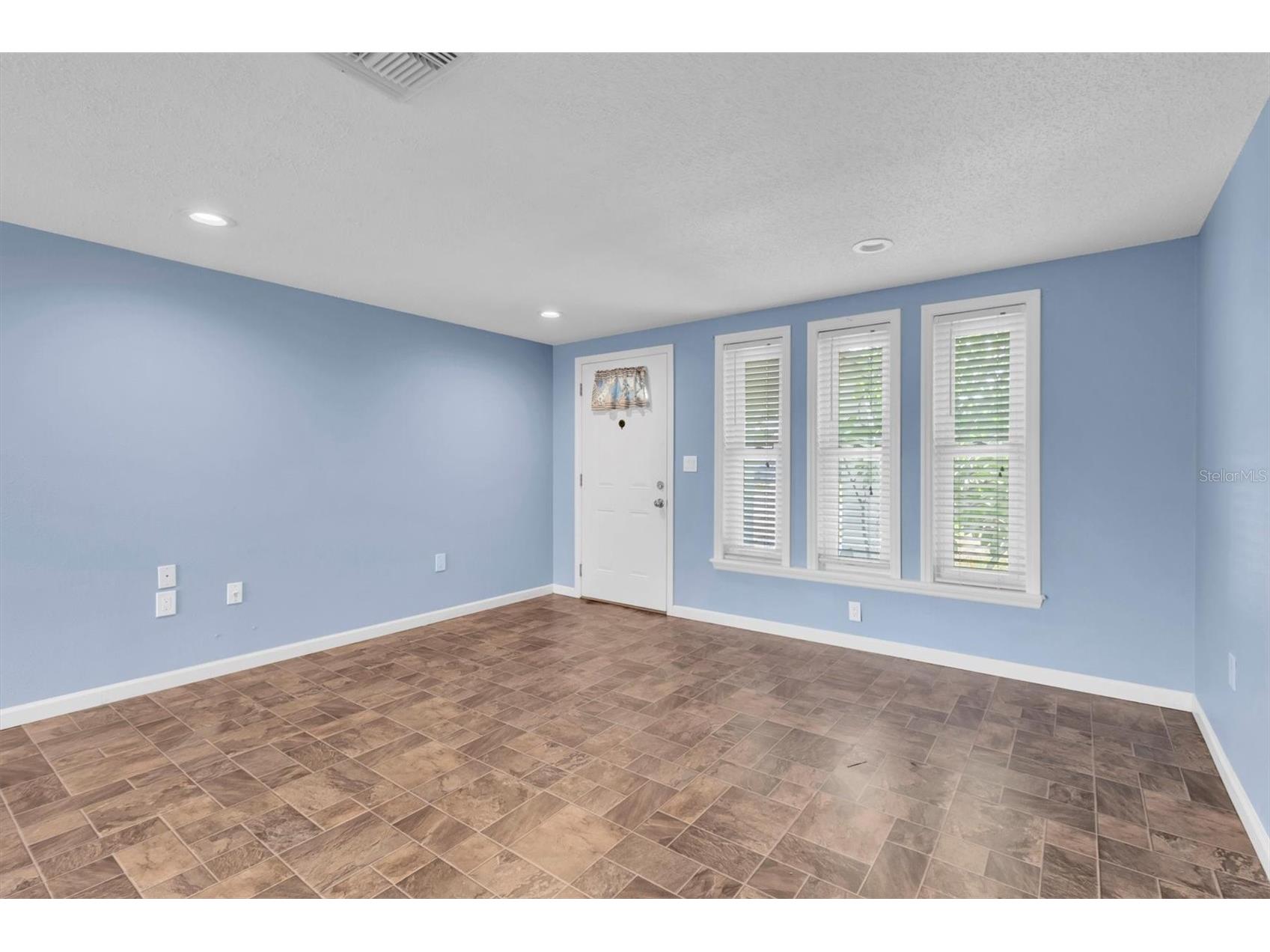 9031 Crabtree Lane Port Richey FL 34668 W7887007 image3