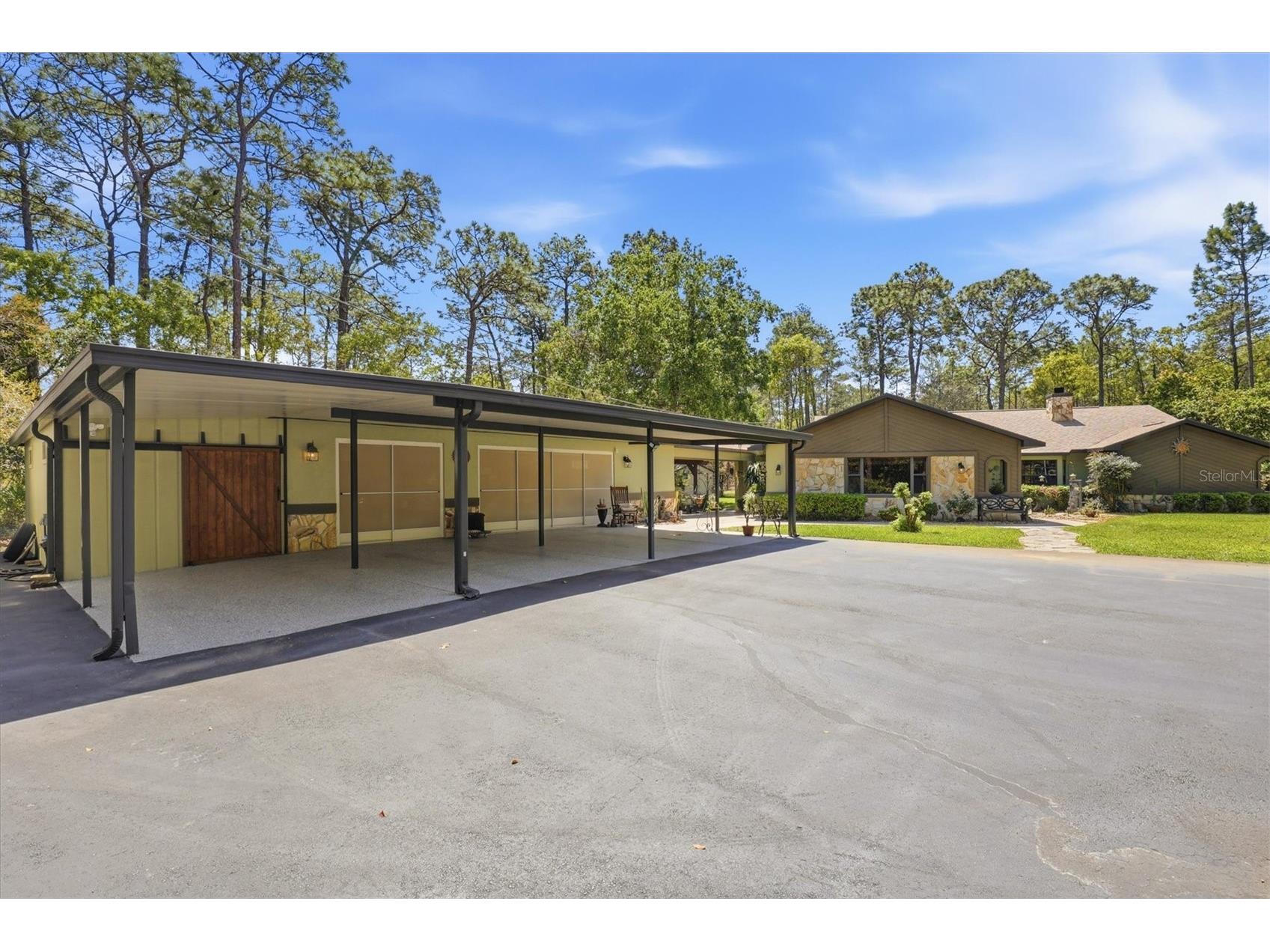 9032 Birmingham Avenue Weeki Wachee FL 34613 W7885838 image12