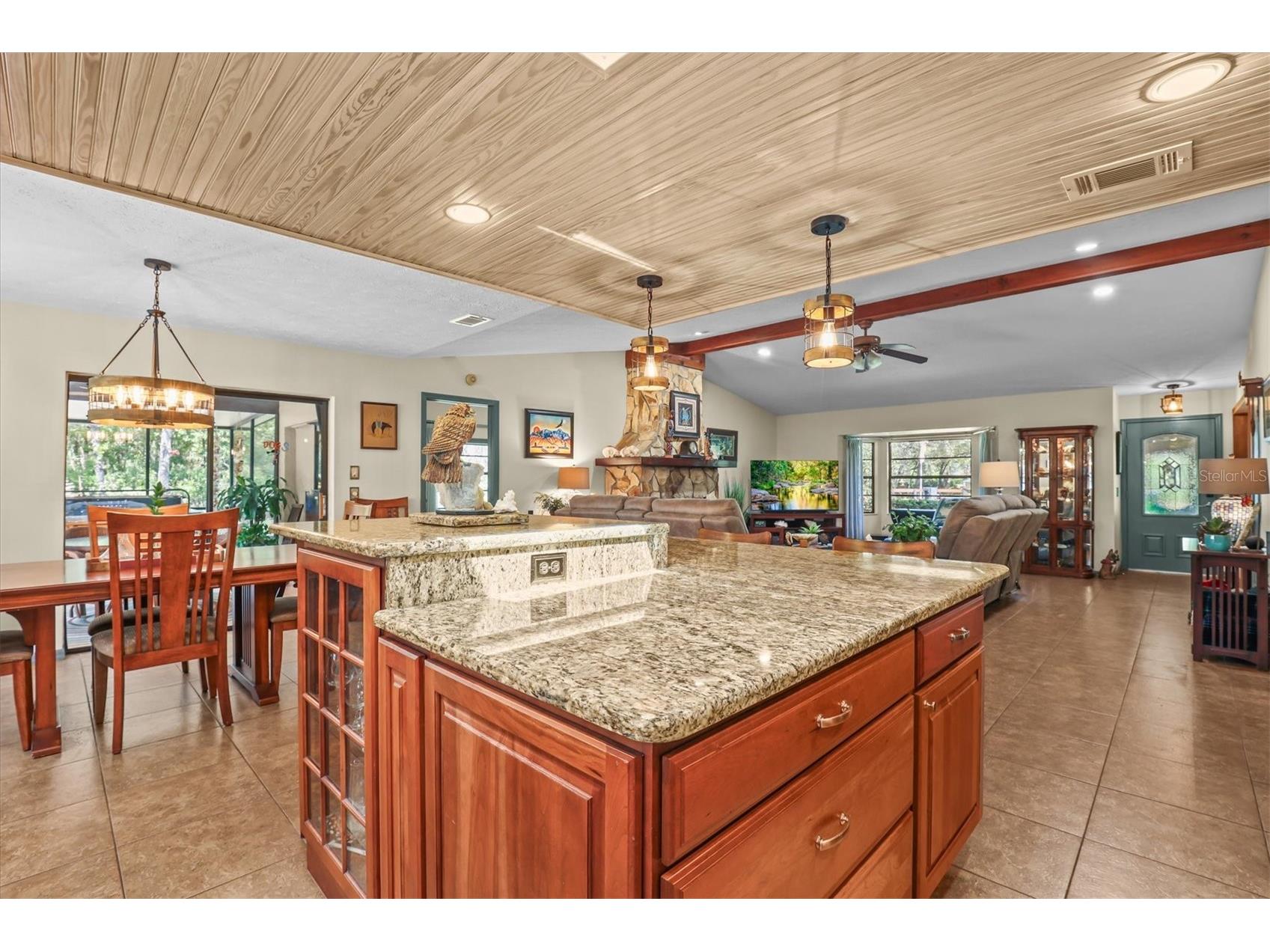 9032 Birmingham Avenue Weeki Wachee FL 34613 W7885838 image23