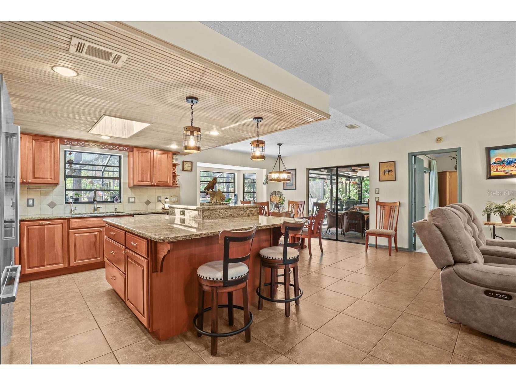 9032 Birmingham Avenue Weeki Wachee FL 34613 W7885838 image24