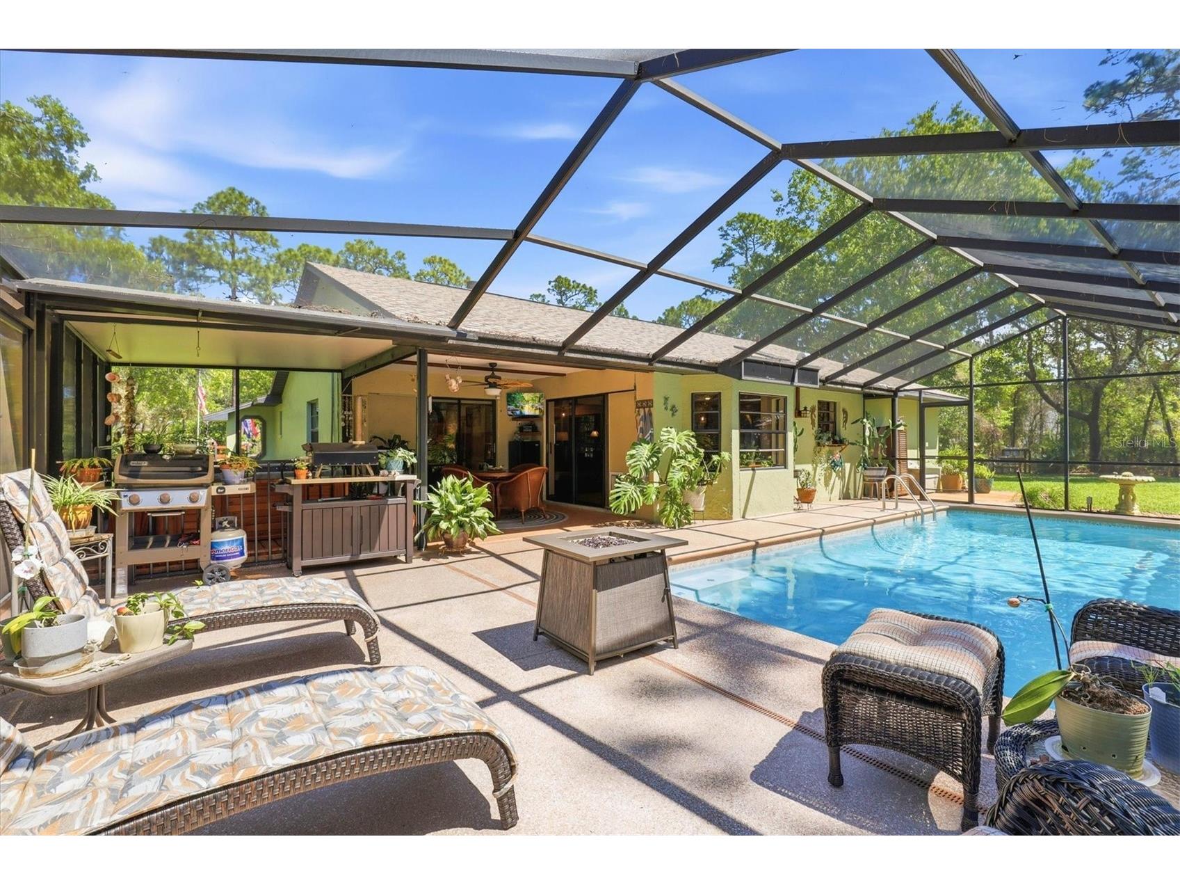 9032 Birmingham Avenue Weeki Wachee FL 34613 W7885838 image3