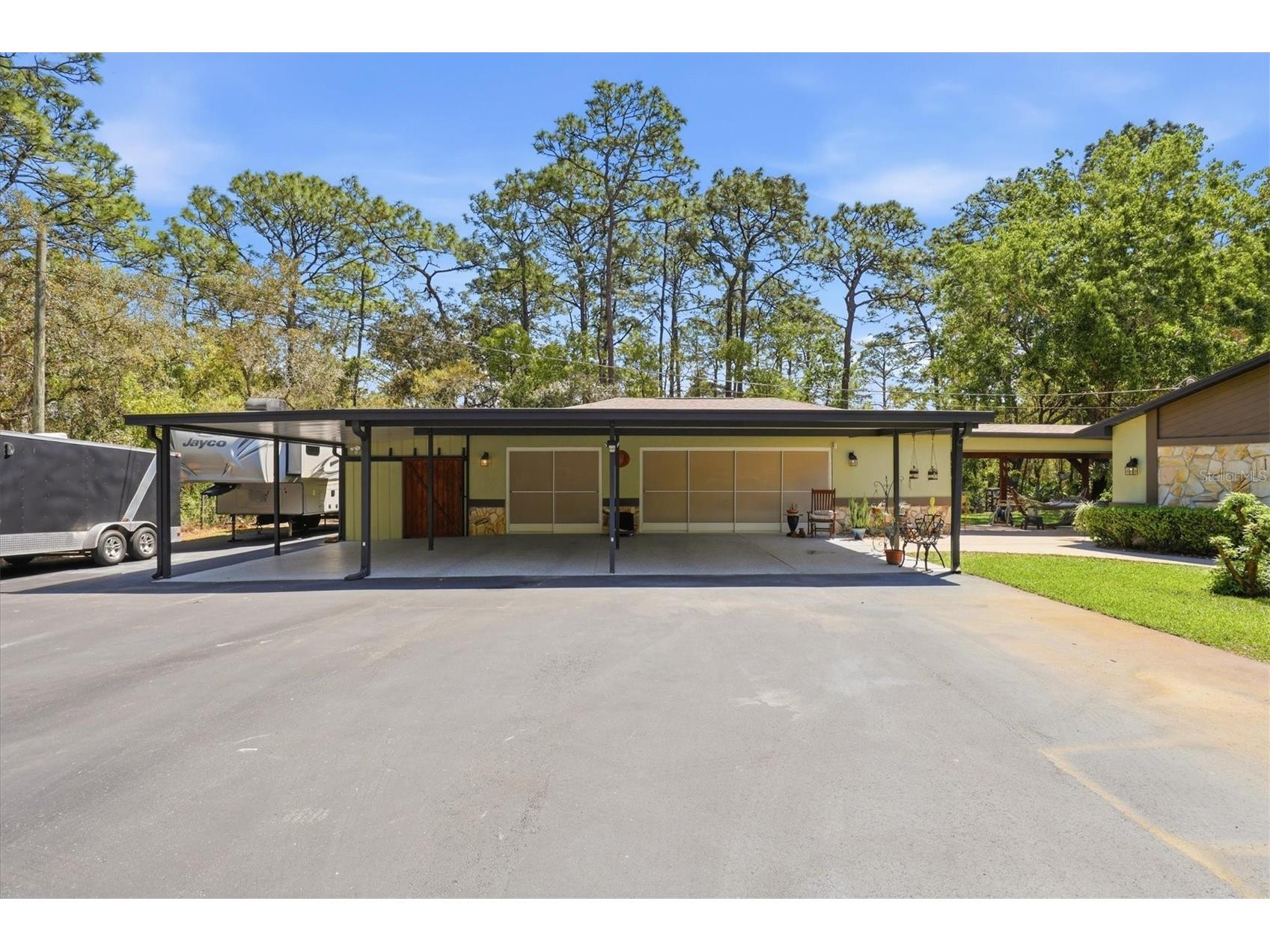9032 Birmingham Avenue Weeki Wachee FL 34613 W7885838 image8