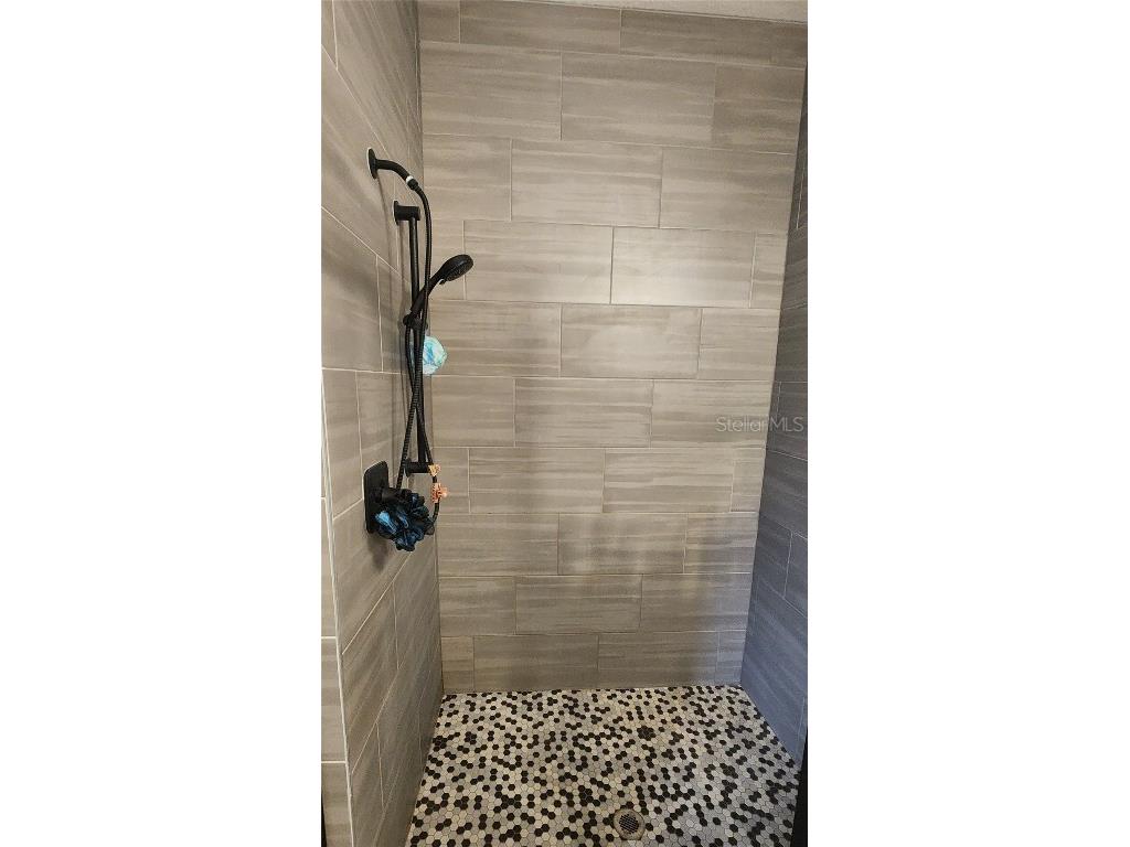 9032 Cape Cod Road Deland FL 32724 V4945579 image11