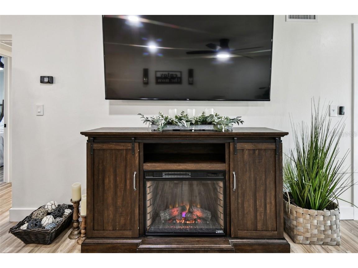 9032 Mission Oaks Boulevard #F Seminole FL 33776 TB8451102 image15