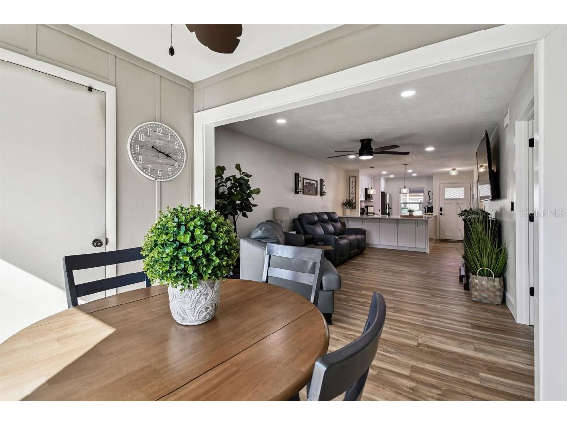 9032 Mission Oaks Boulevard #F Seminole FL 33776 TB8451102 image17