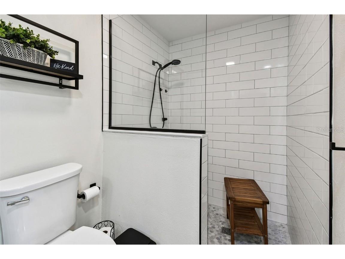 9032 Mission Oaks Boulevard #F Seminole FL 33776 TB8451102 image22