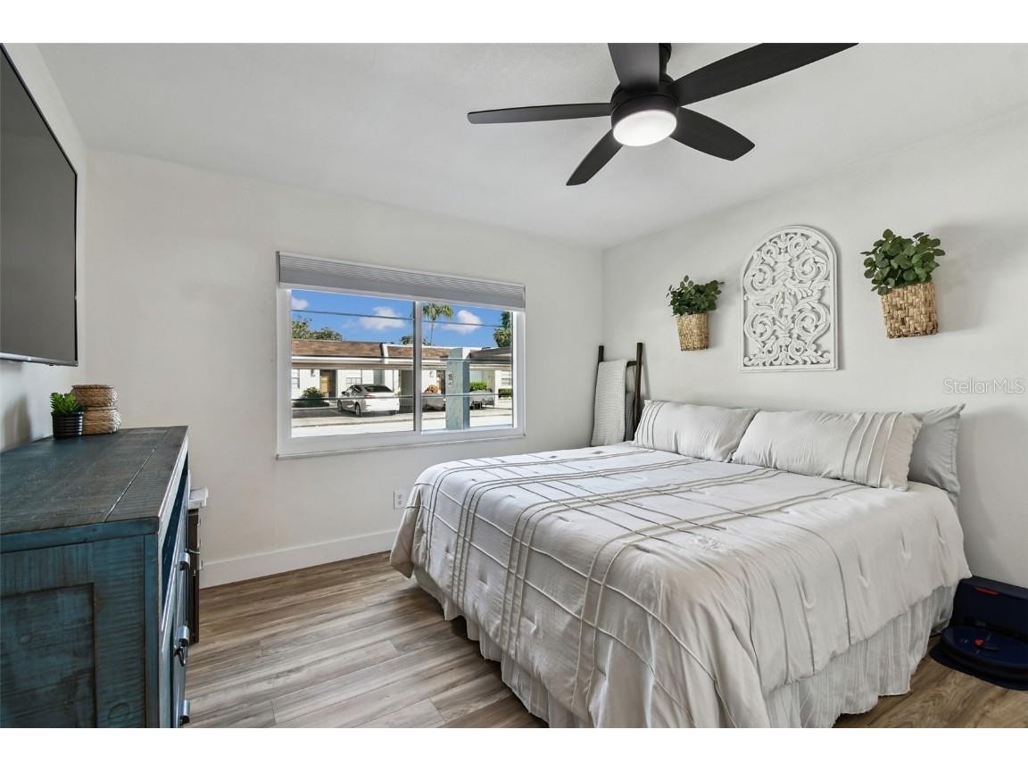 9032 Mission Oaks Boulevard #F Seminole FL 33776 TB8451102 image24