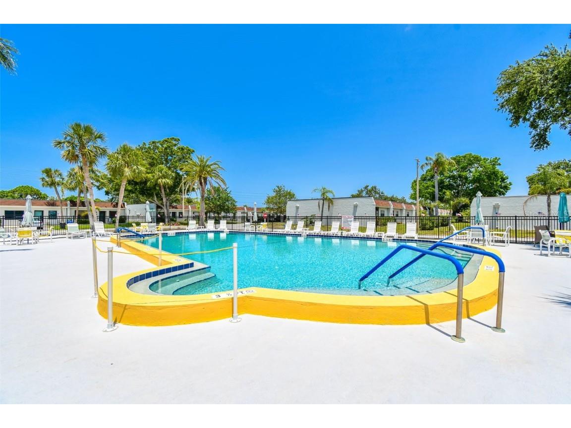 9032 Mission Oaks Boulevard #F Seminole FL 33776 TB8451102 image28