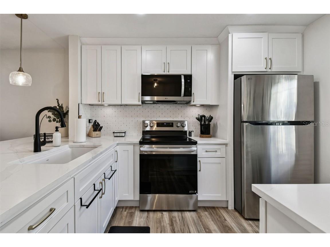 9032 Mission Oaks Boulevard #F Seminole FL 33776 TB8451102 image9