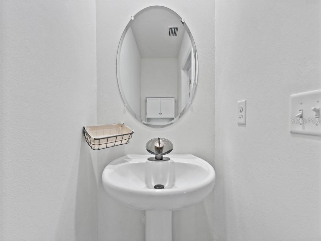 9032 Water Chestnut Drive Tampa FL 33637 TB8454240 image9