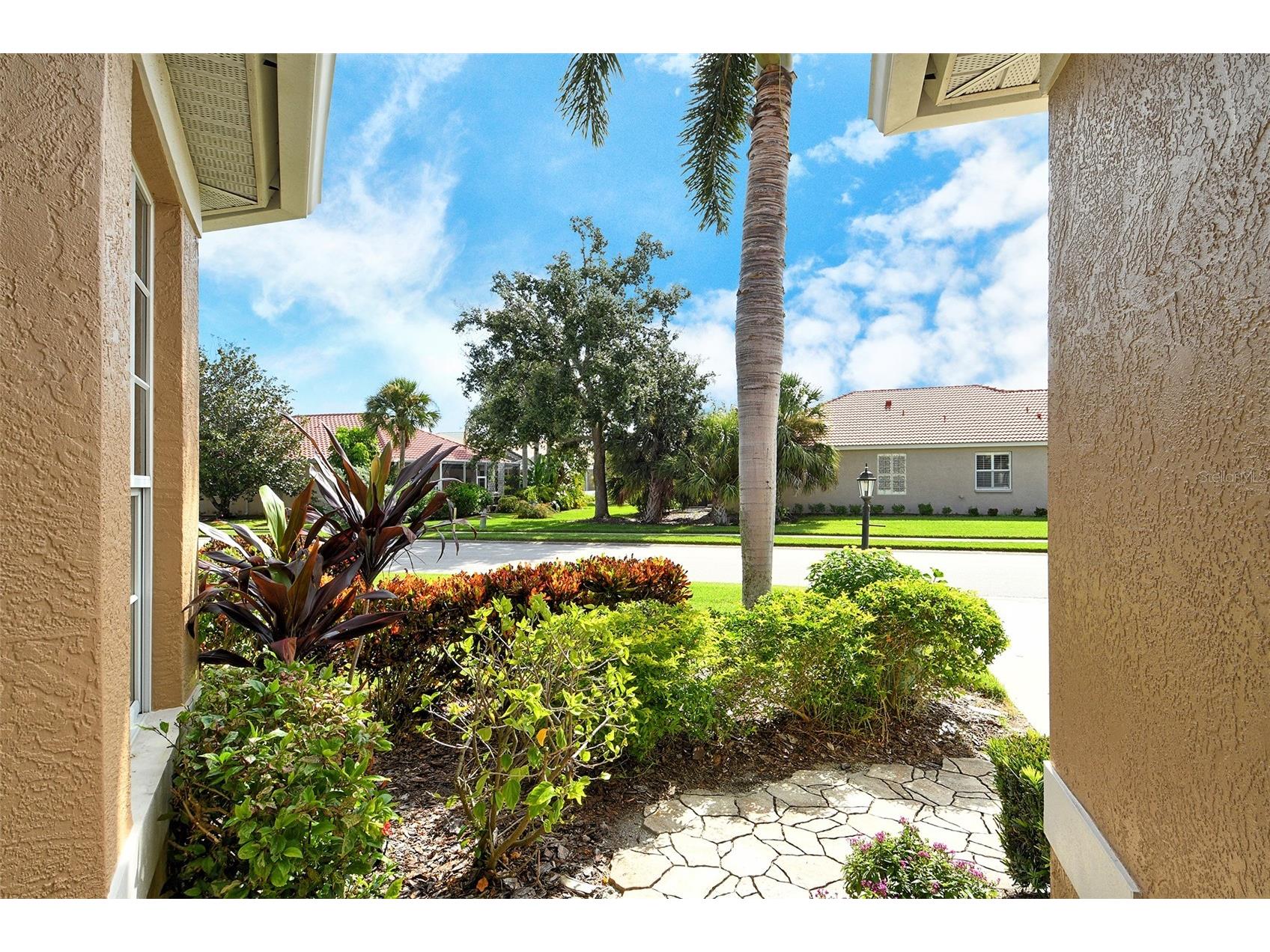 9032 Willow Brook Drive Sarasota FL 34238 A4662078 image3