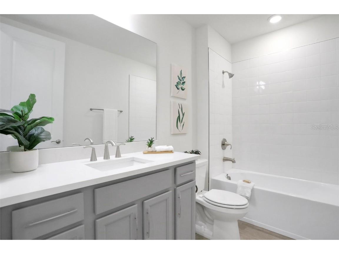 9035 Duany Lane Lakewood Ranch FL 34240 G5098941 image16