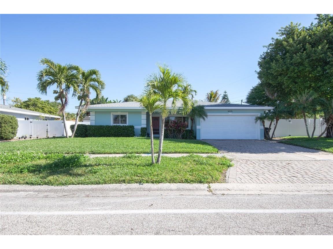 9035 Gulf Boulevard Saint Pete Beach FL 33706 U8193124 image1