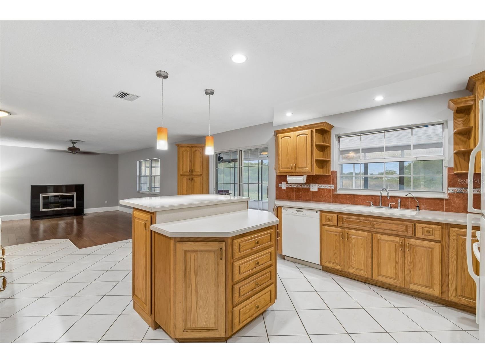 9035 Sharon Drive New Port Richey FL 34654 W7884482 image13