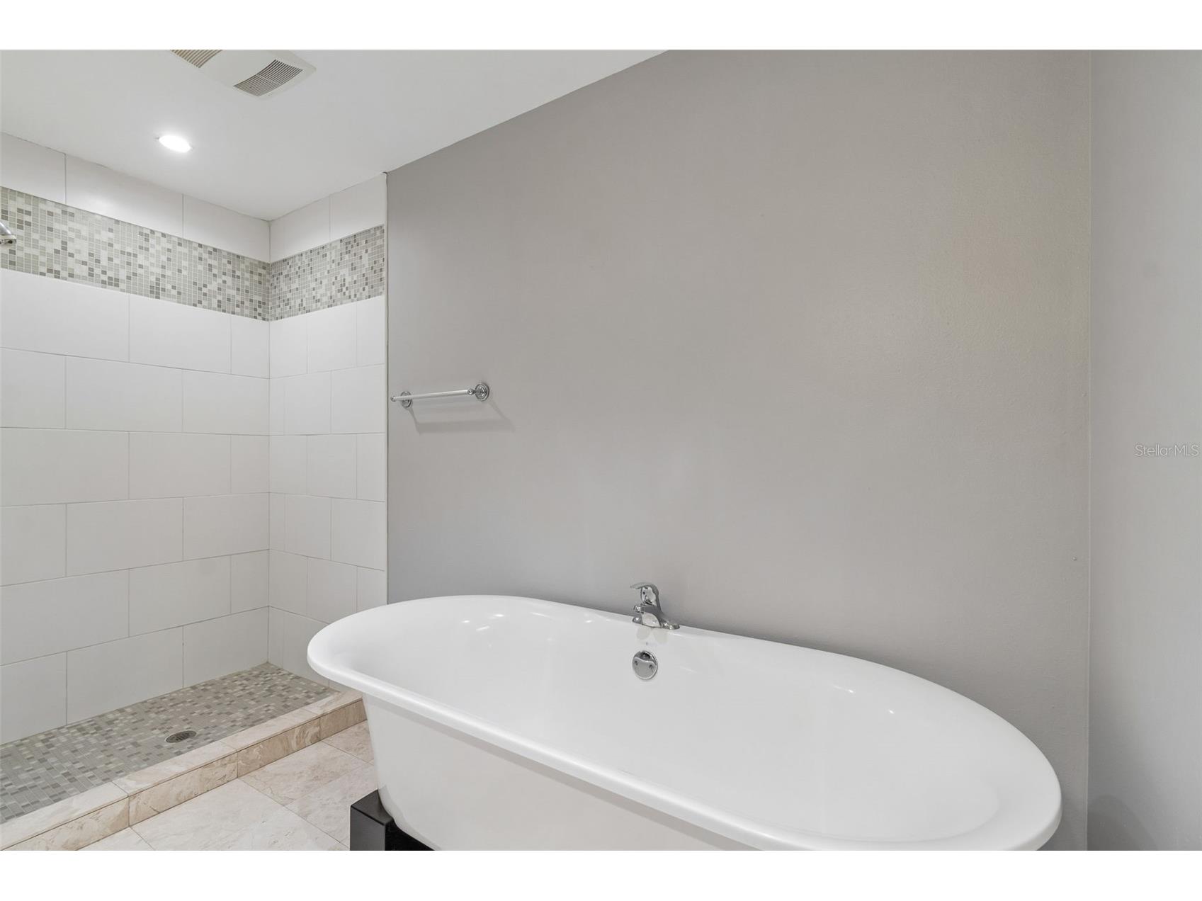 9035 Sharon Drive New Port Richey FL 34654 W7884482 image27