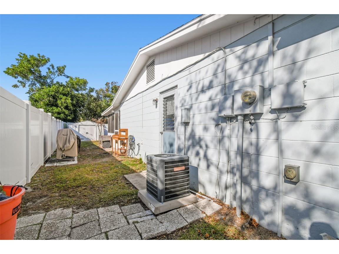 9035 Sterling Lane Port Richey FL 34668 W7881156 image18