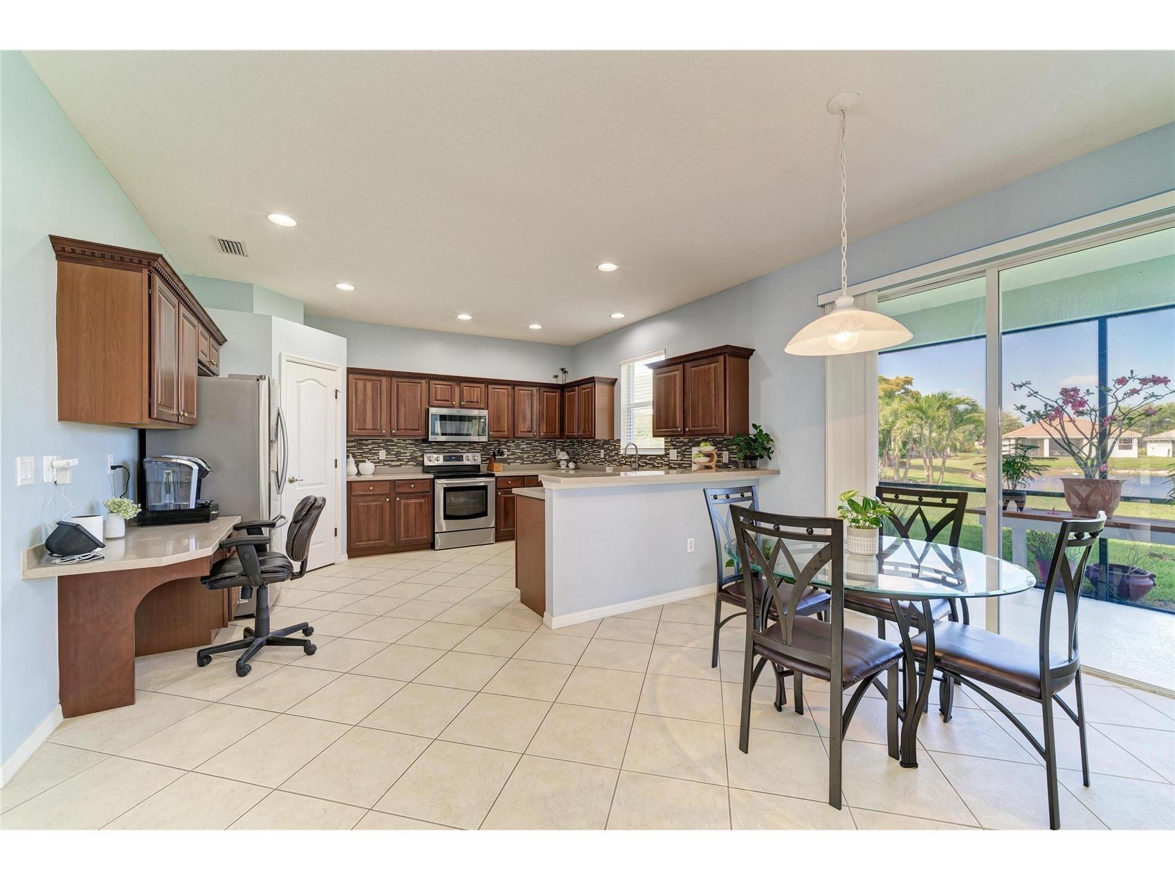 9035 Willowbrook Circle Bradenton FL 34212 A4690943 image14
