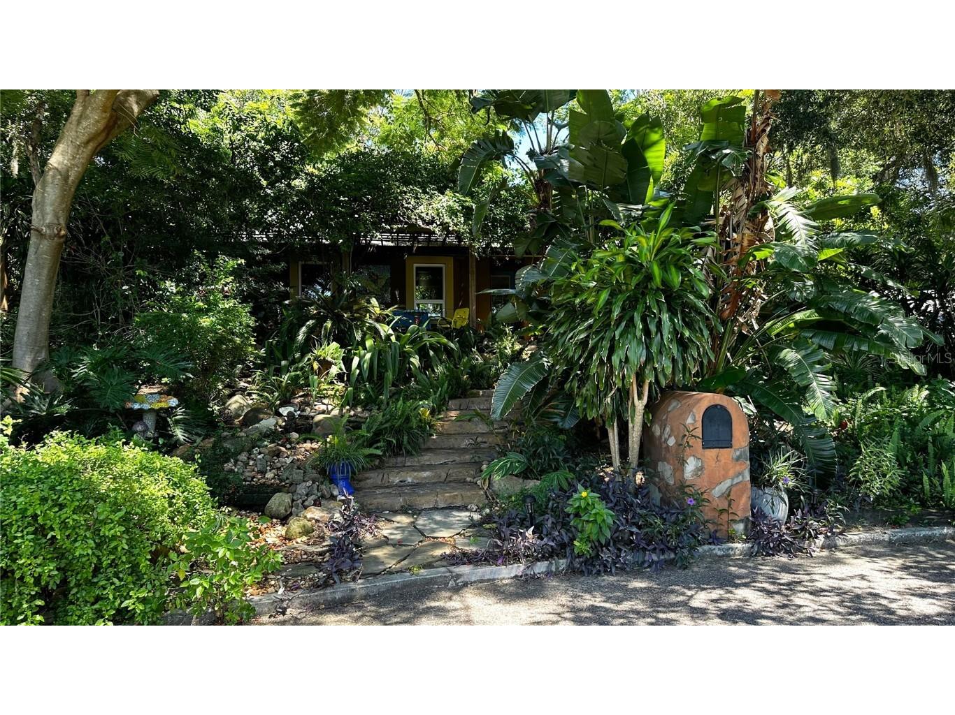 9037 Ron Den Lane Lane Windermere FL 34786 - LAKE DOWN BUTLER CHAIN OF LAKES O6138825 image1