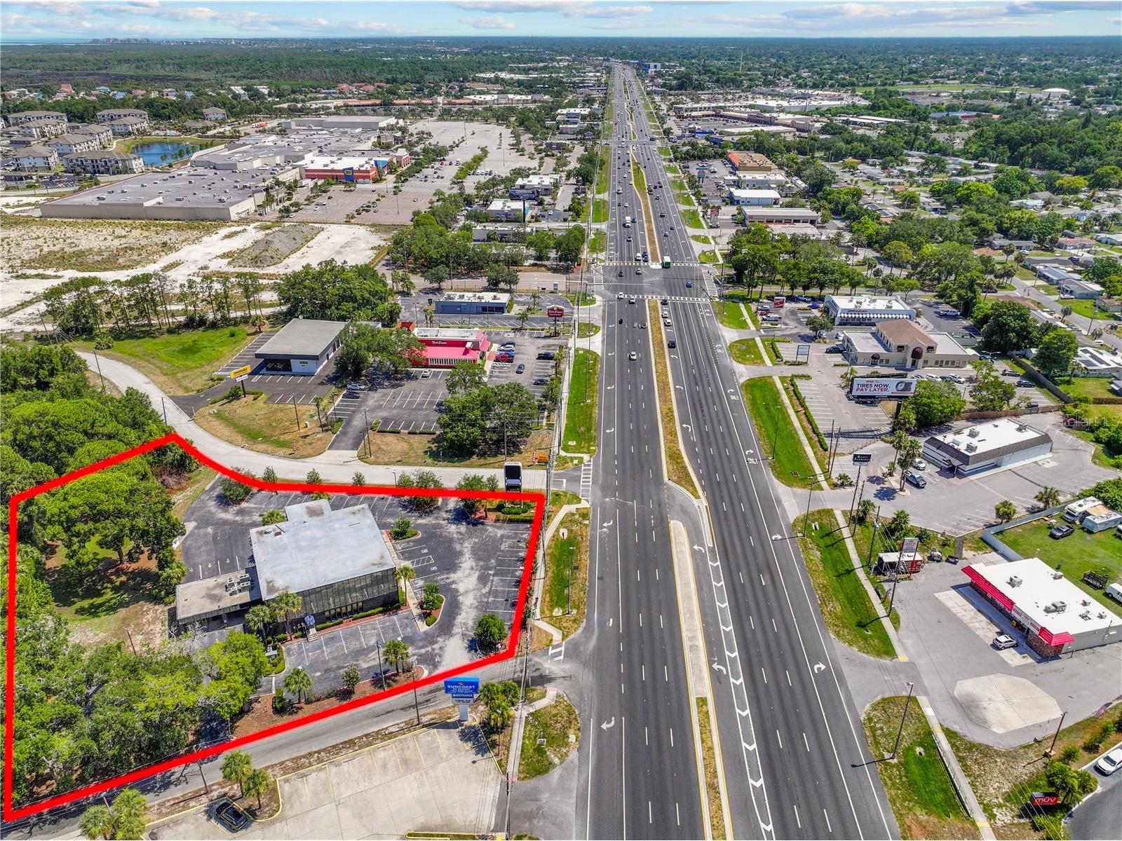 9037 S Us 19 Highway S #9037 Port Richey FL 34668 W7887317 image1