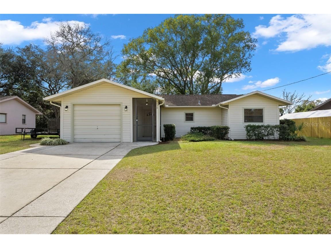 9038 Blackstone Street Spring Hill FL 34608 W7851885 image1