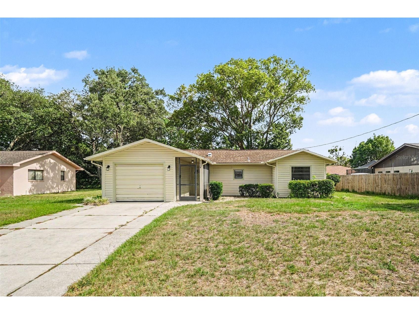 9038 Blackstone Street Spring Hill FL 34608 TB8518842 image1