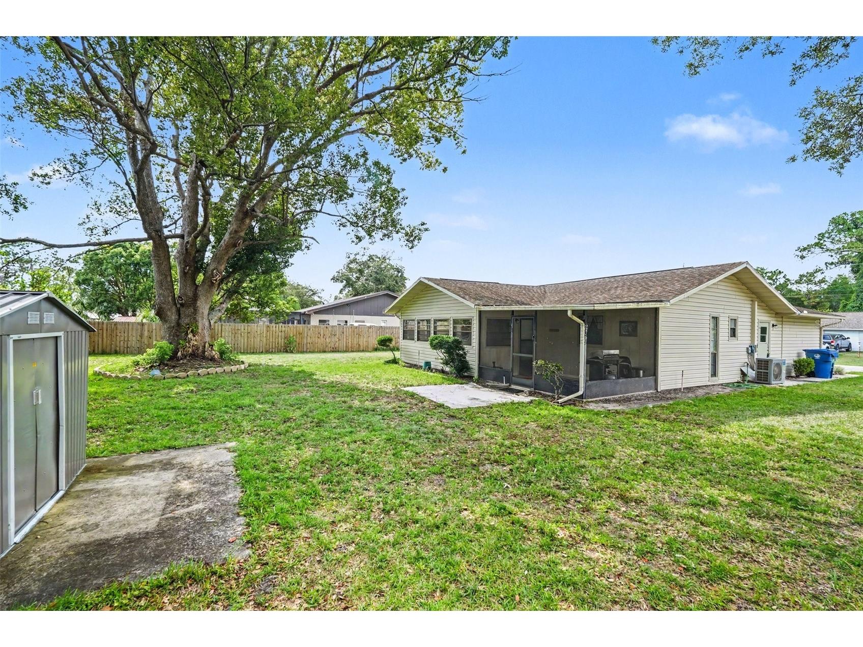 9038 Blackstone Street Spring Hill FL 34608 TB8518842 image25
