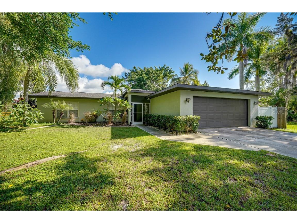 9039 E River Road Venice FL 34293 A4545605 image1