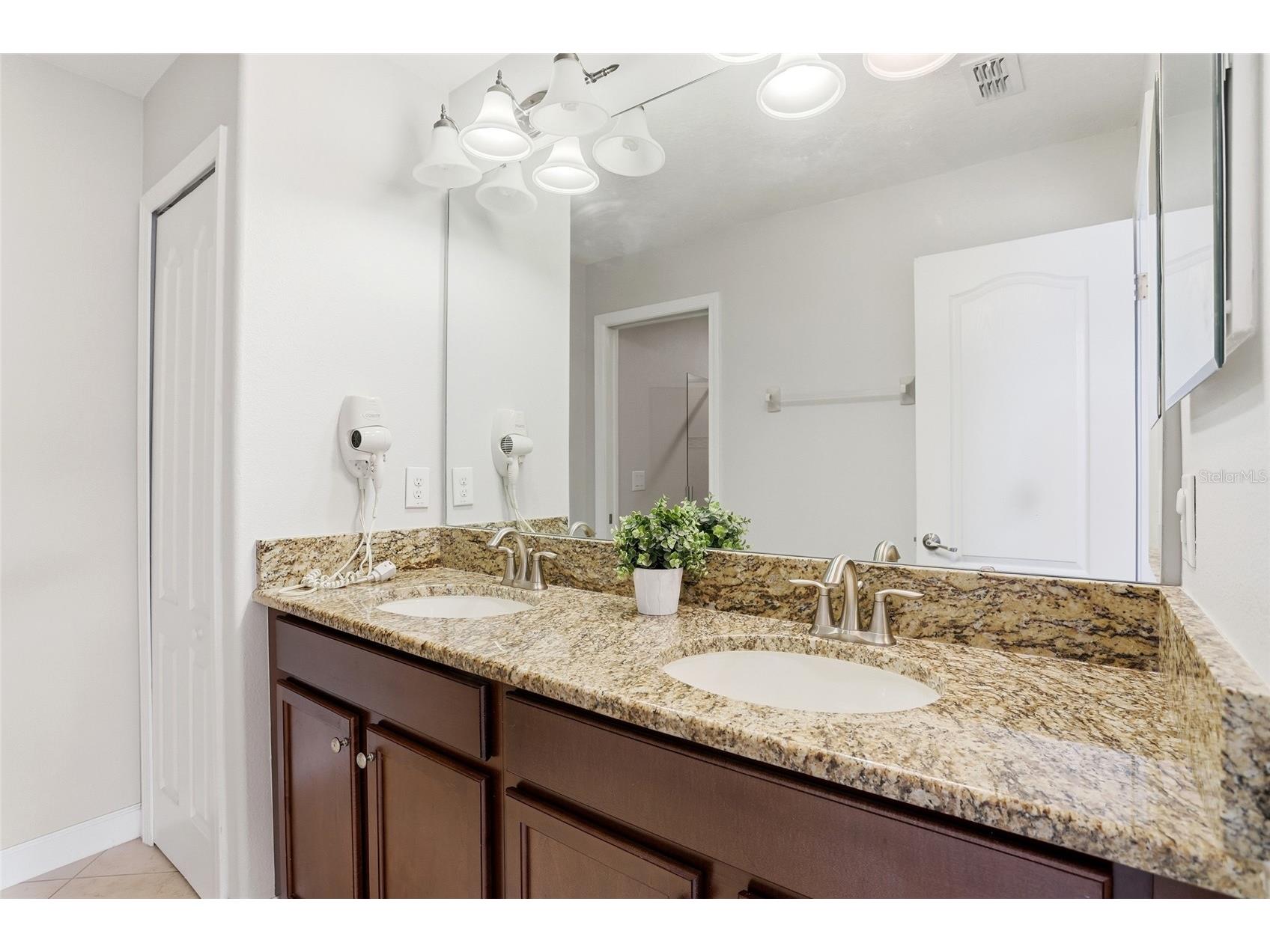 9039 Shadow Mountain Street Davenport FL 33896 O6379163 image40