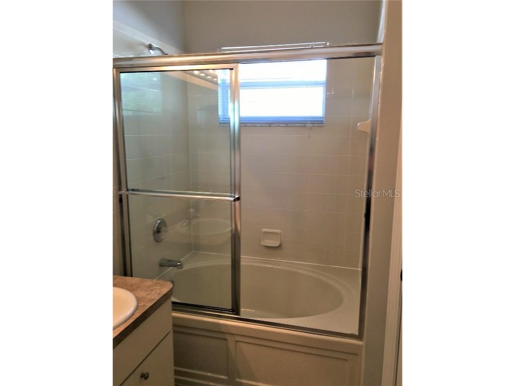 904 15th Street NE Ruskin FL 33570 TB8445468 image11