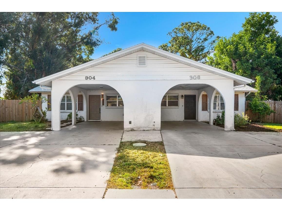 904 66th Avenue W Bradenton FL 34207 A4668209 image1